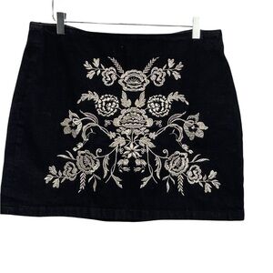TopShop Moto Black Denim Mini Skirt Silver Floral Embroidery Back Zipper Size 12